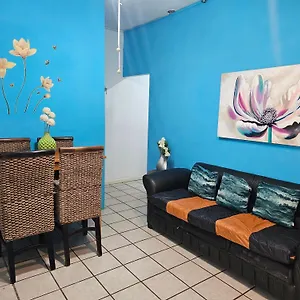 https://los-sauces-studio.hotelspuertovallarta.org